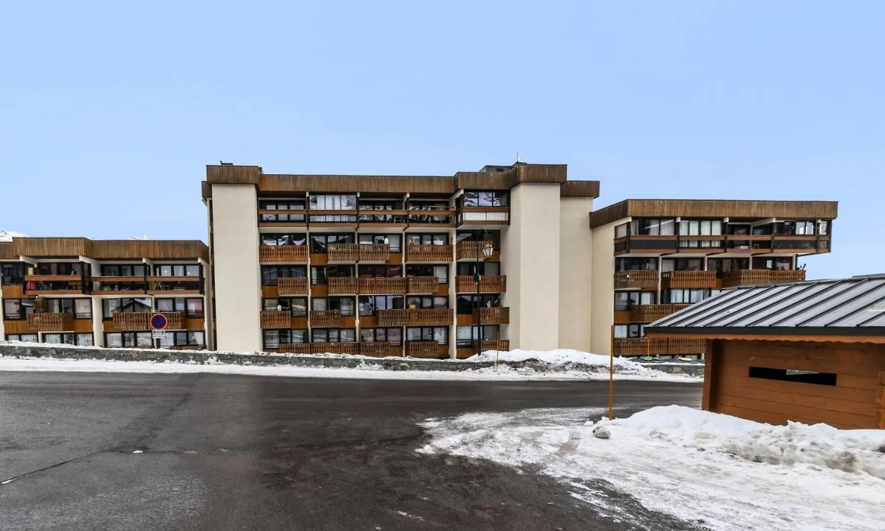 Residence Neves - Val Thorens Location: Studio Pour 4 Personnes Dans Un Quartier Jeune Et Anime Les Neves Mae-9062 Apartment