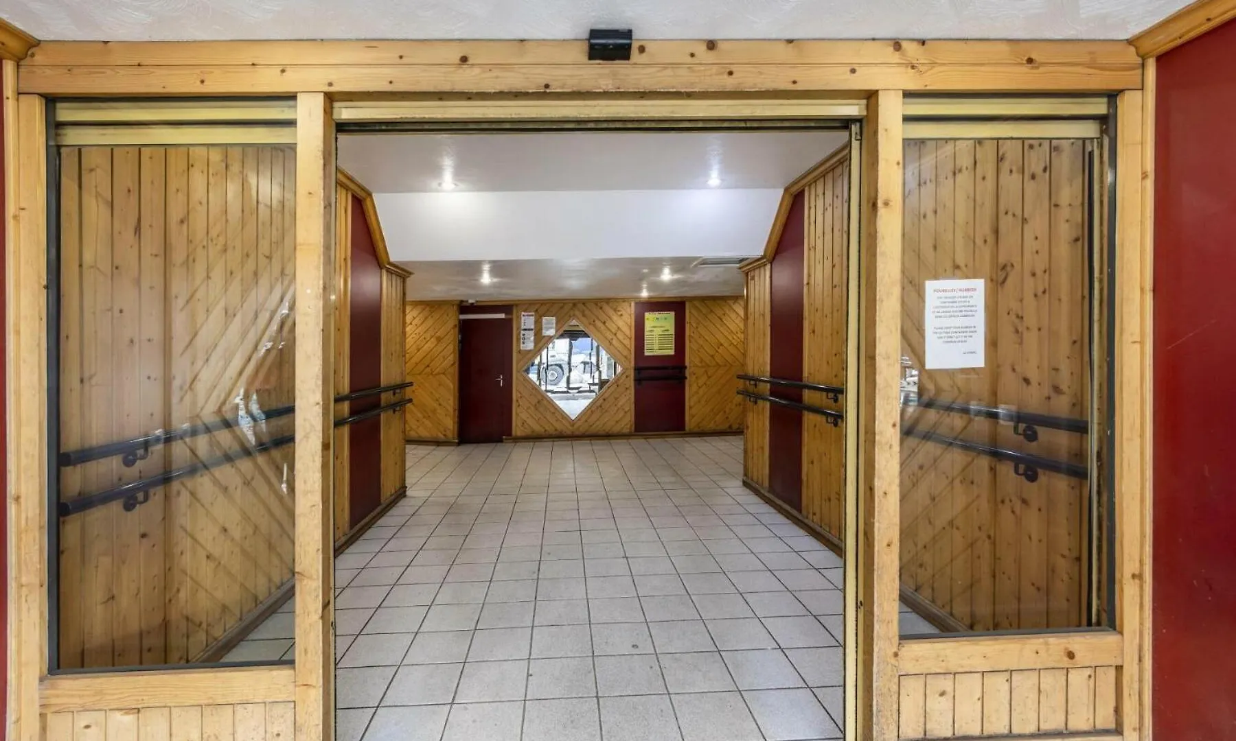 Apartment Residence Neves - Val Thorens Location: Studio Pour 4 Personnes Dans Un Quartier Jeune Et Anime Les Neves Mae-9062